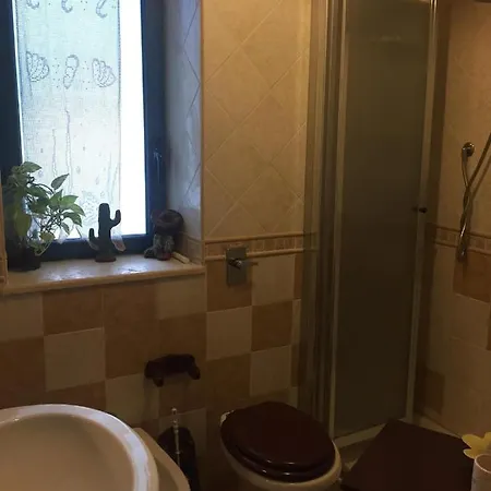 Mondello Lilla' Δωμάτια σε οικογενειακή κατοικία